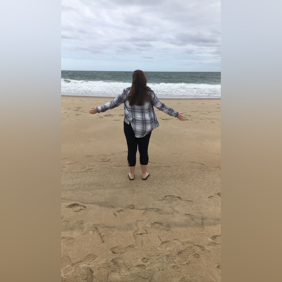 Meet your Posher, Kailey - Picture 5 of 7